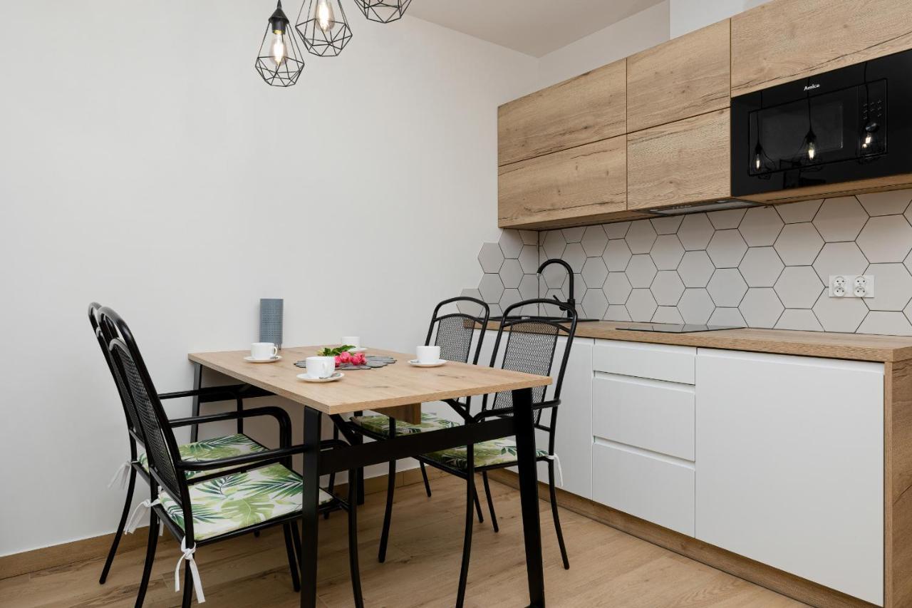 Apartamenty Zielona 11 By Noclegi Renters Międzywodzie Exteriör bild